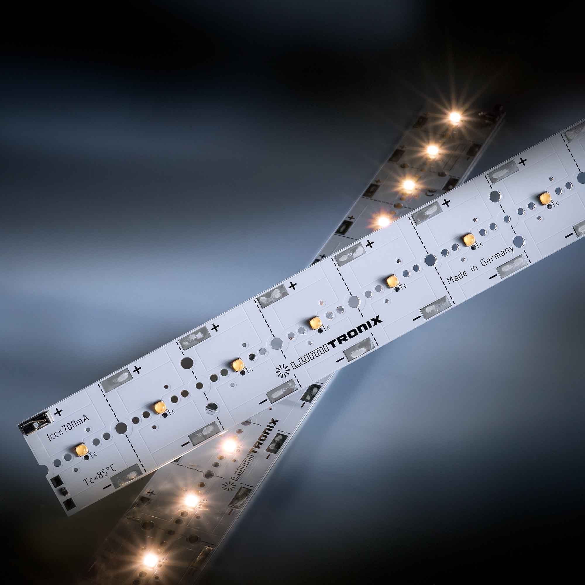 PowerBar V3 Nichia NVSW219F-V2 LED Module Aluminium Warm White 3000K CRI90 2900lm 12 LEDs 700mA 23.6W 28.6cm