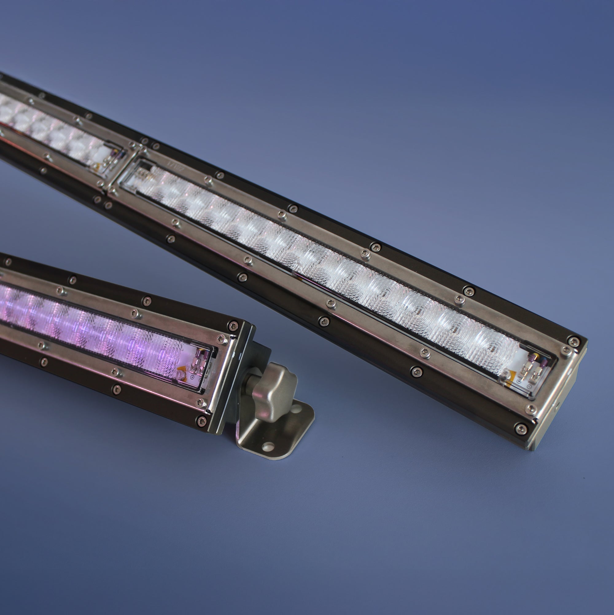 Violet600 UVC LED Light 280nm 2050mW 24 LEDs 61deg 48V 58W 59.3cm 3m cable