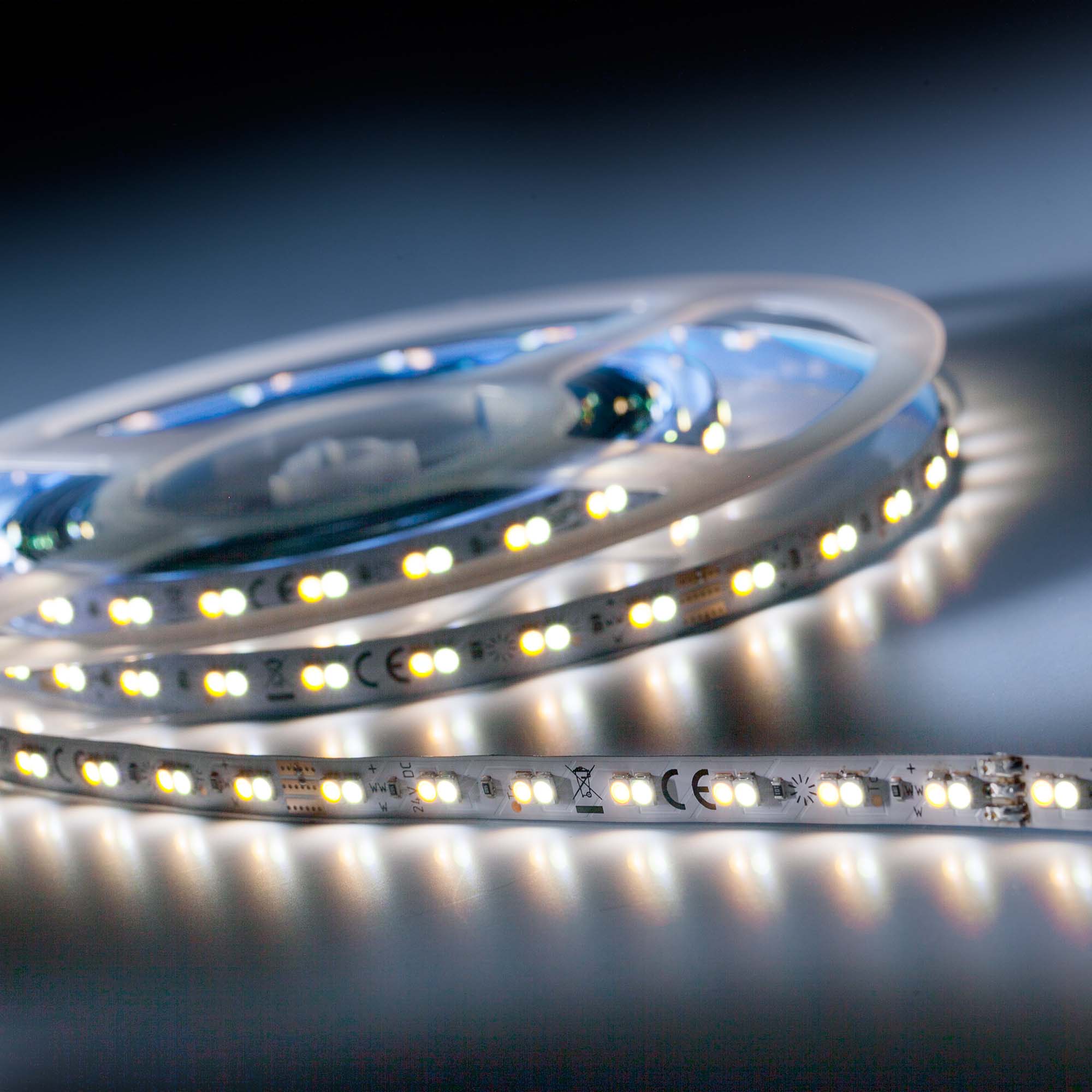 LumiFlexTW-1070 Eco LED Strip Tunable white 2700-6500K 2100lm 24V 140 LEDs/m 16ft/5m reel (260lm & 3W/ft)