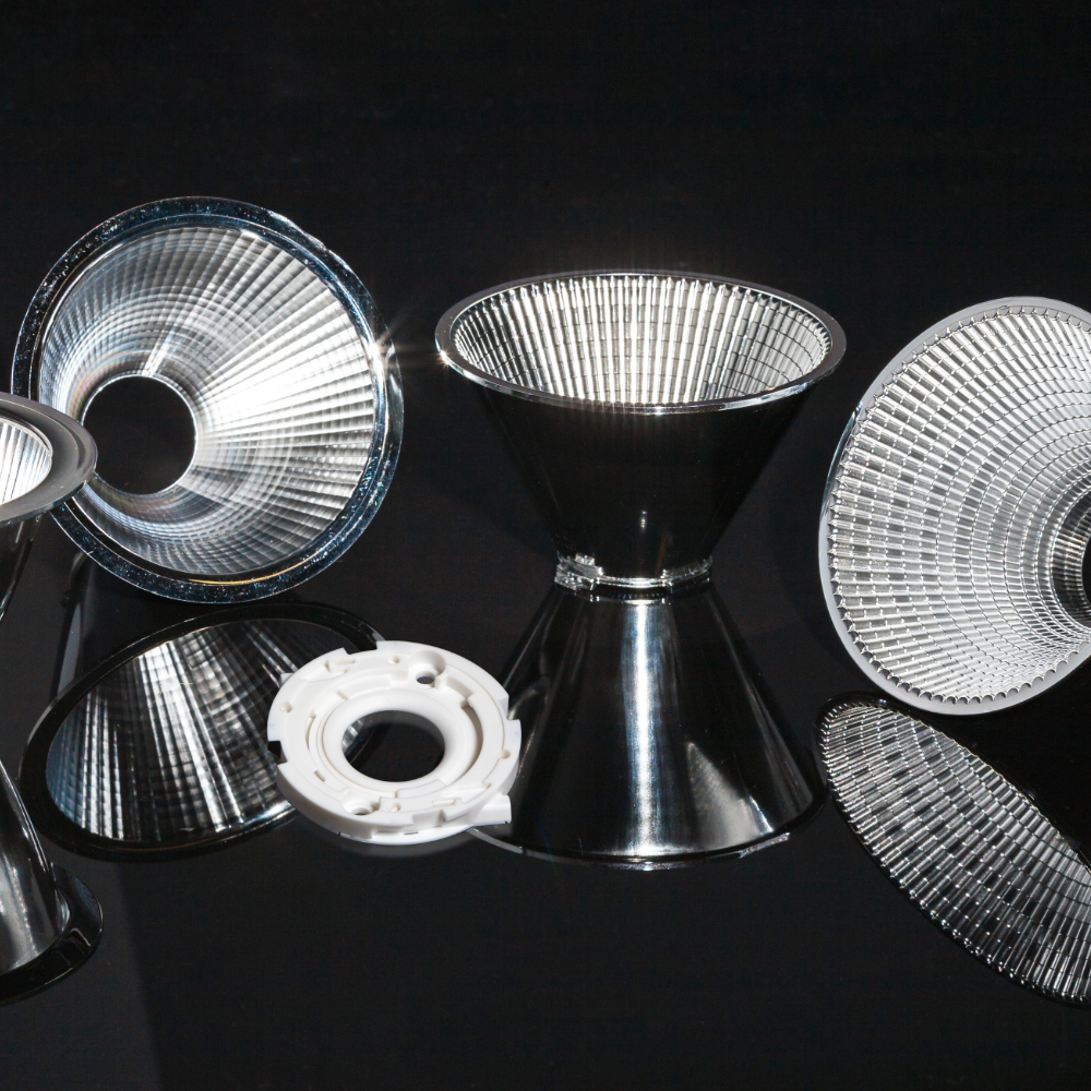 NICHIA COB Light-Engine, Square COB-S LEDs, LEDiL Optics, MechaTronix Heatsink (3000-5000lm, 2200-6500K, RA80-95)