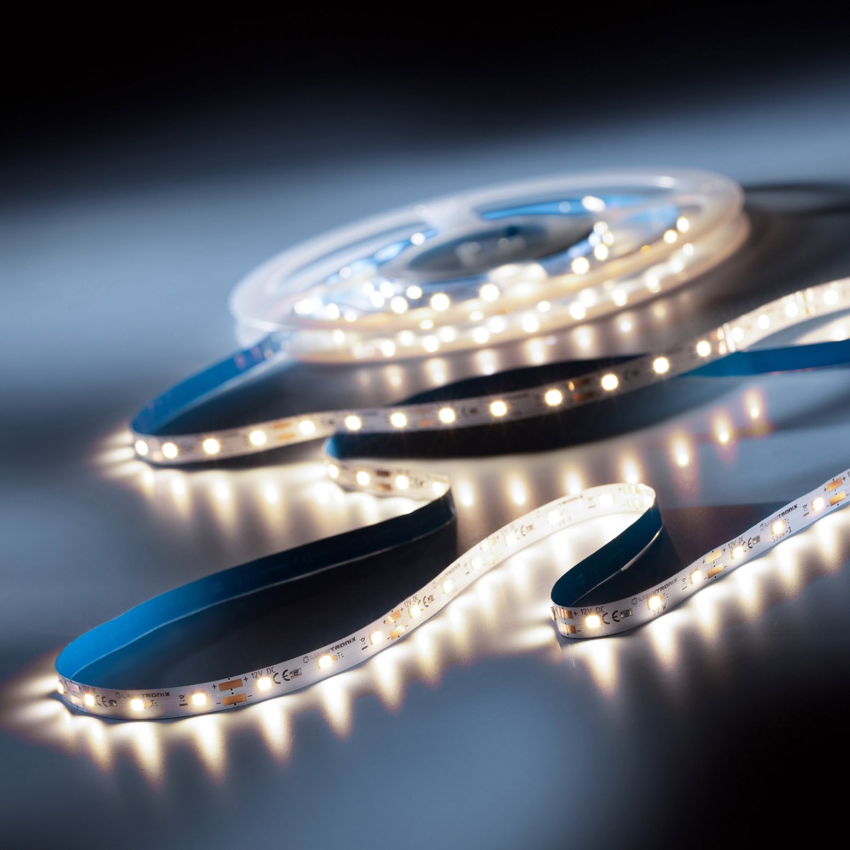 LumiFlex300 Seoul LED Strip white 4000K 1530lm 12V 60 LEDs/m 5m roll (306lm/m and 2.4W/m)