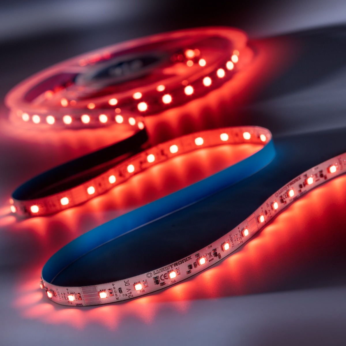 LumiFlex-RGB-2080 Osram LED Strip RGB 2900lm 24V 60 LEDs/m 16ft/5m reel (176lm & 3.41W/ft) 