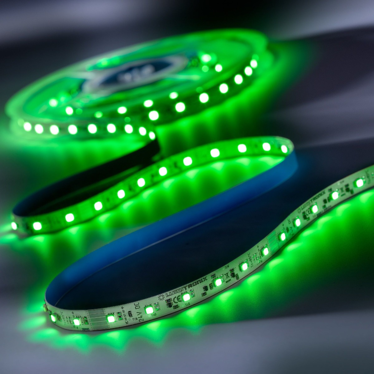 LumiFlex-RGB-2080 Osram LED Strip RGB 2900lm 24V 60 LEDs/m 16ft/5m reel (176lm & 3.41W/ft) 